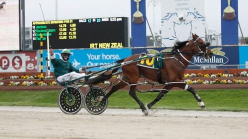 Copy-That-blog-image-Blair-salute-v2__Re