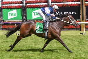 Atishu heads Waller's strong hand around the country