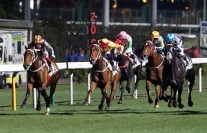 Sanna stars in saddle as Gold Mount takes Happy Valley Vase