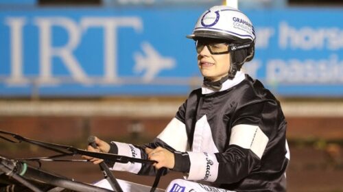 Gemma-Thornley-Bella-Button-blog-Addingt