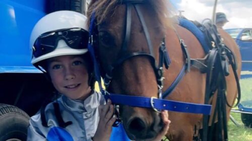 Ryleigh-Phelan-and-Dainty-Kidz-Kartz-blo