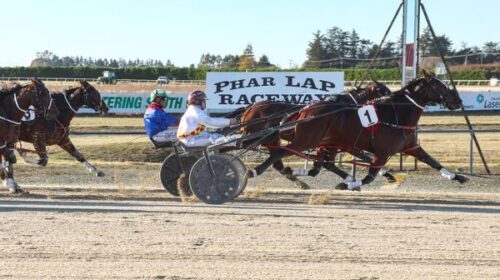 Lester-wins-Timaru-May-2024-blog-Kim-But