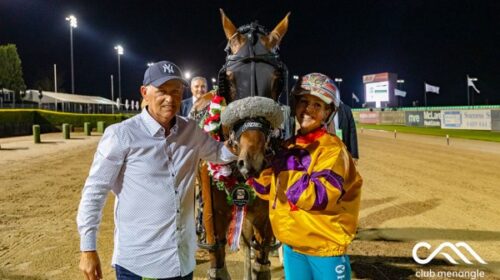 Catch-A-Wave-the-Gaths-blog__ResizedImag