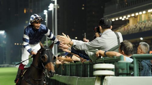 Karis-Teetan-800th-Winner-scaled-1-500x2