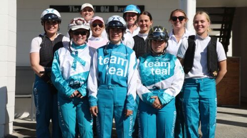 Group-photo-team-teal-march-2025-blog__R