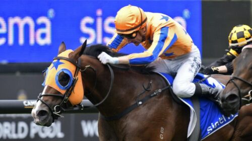 Return-To-Conquer-Sistema-Stakes-1024x57