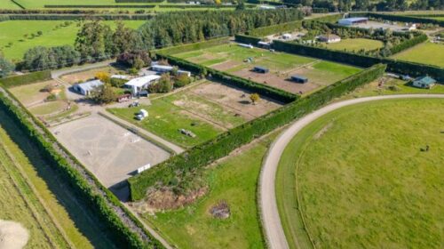 Jackie-Burrows-property-2-blog__ResizedI