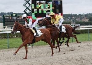 Club Chairman presents HKJC trophies at Deauville